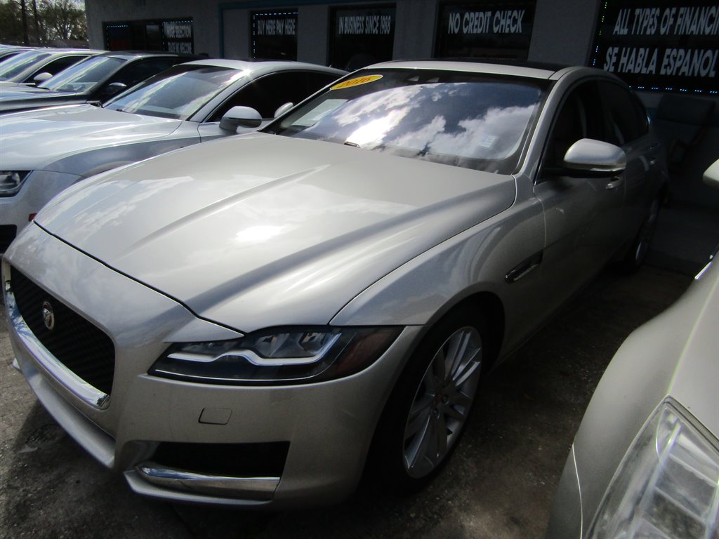 2016 Jaguar Xf